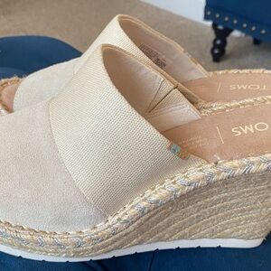 Women's Tan Espadrille Sandals